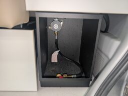 TOYOTA ALPHARD AUTOMATIC POP-TOP CAMPERVAN **BEAUTIFUL HIGH END CONVERSION**