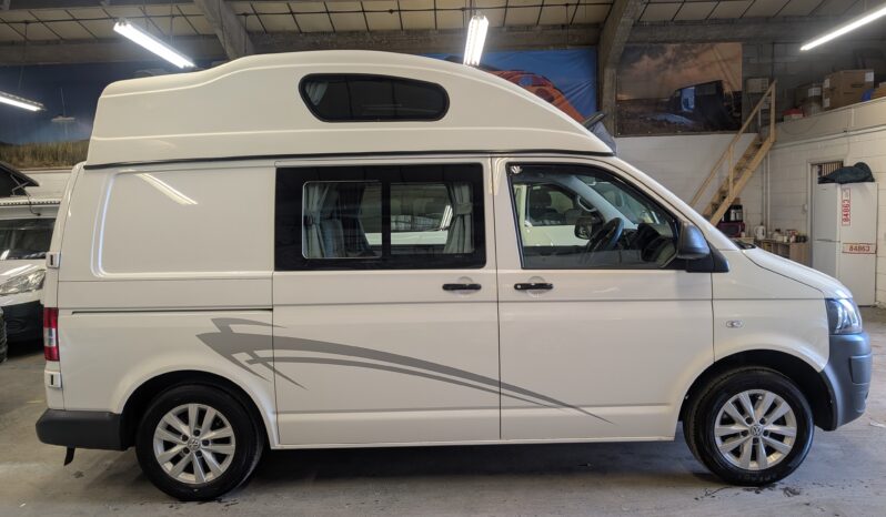 VW T5 T28 LEISUREDRIVE ZEST CRUSADER HIGHTOP 4 BERTH CAMPERVAN *STUNNING* full