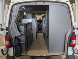 VW T5 T28 LEISUREDRIVE ZEST CRUSADER HIGHTOP 4 BERTH CAMPERVAN *STUNNING* full