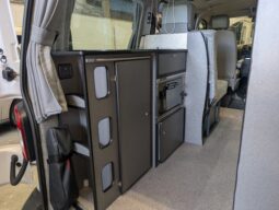 VW T5 T28 LEISUREDRIVE ZEST CRUSADER HIGHTOP 4 BERTH CAMPERVAN *STUNNING* full