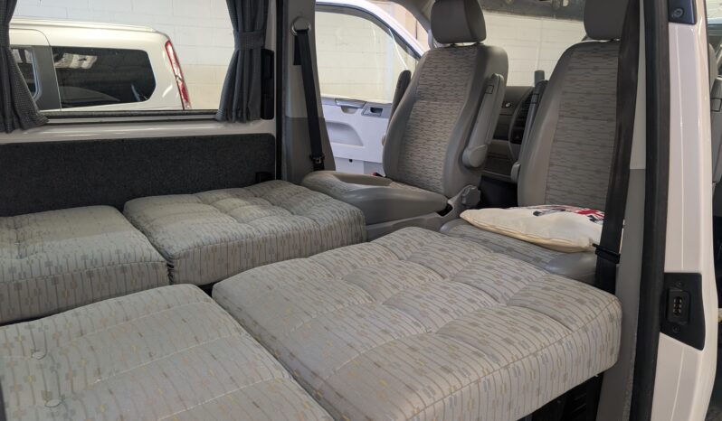 VW T5 T28 LEISUREDRIVE ZEST CRUSADER HIGHTOP 4 BERTH CAMPERVAN *STUNNING* full