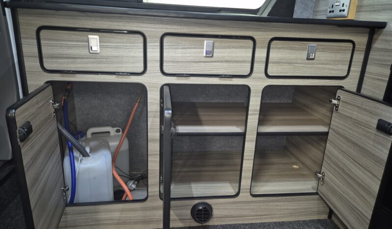 VAUXHALL MOVANO F3500 CDTI HIGH ROOF FIXED REAR BED CAMPERVAN ABSOLUTE BARGAIN full