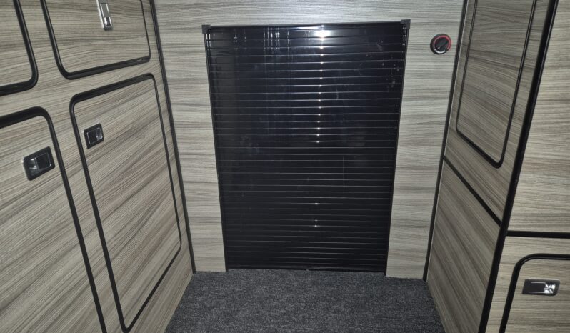 VAUXHALL MOVANO F3500 CDTI HIGH ROOF FIXED REAR BED CAMPERVAN ABSOLUTE BARGAIN full