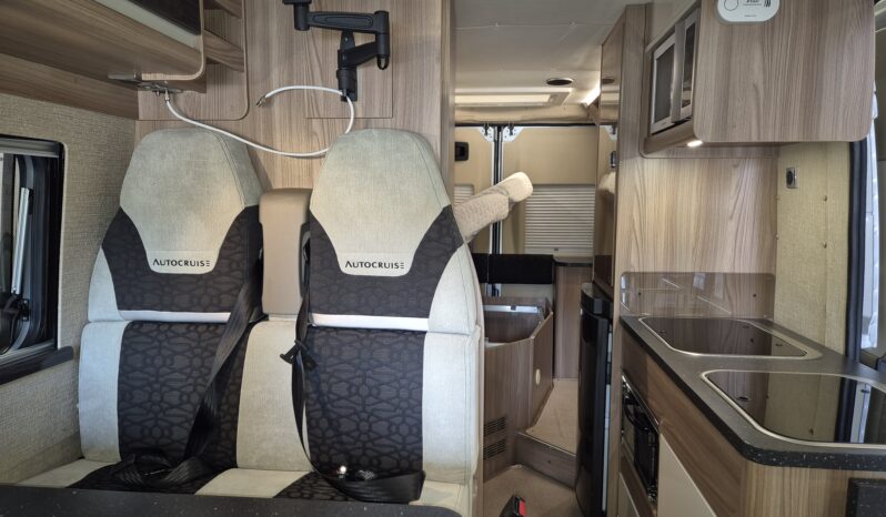 AUTOCRUISE ALTO 3 BERTH MOTORHOME PEUGEOT BOXER 2.2 FIXED REAR BED full