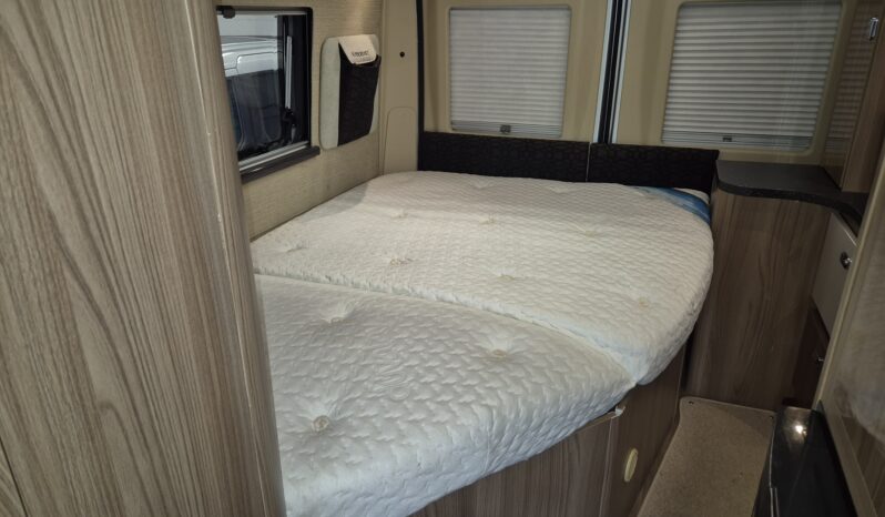 AUTOCRUISE ALTO 3 BERTH MOTORHOME PEUGEOT BOXER 2.2 FIXED REAR BED full