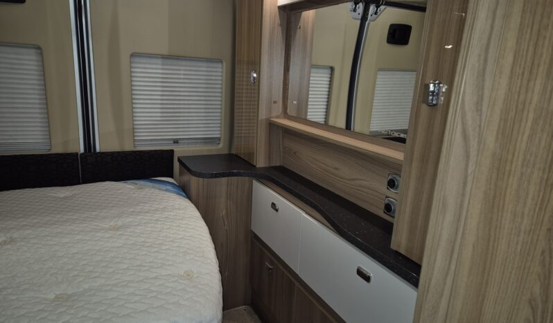 AUTOCRUISE ALTO 3 BERTH MOTORHOME PEUGEOT BOXER 2.2 FIXED REAR BED full