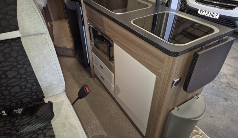 AUTOCRUISE ALTO 3 BERTH MOTORHOME PEUGEOT BOXER 2.2 FIXED REAR BED full