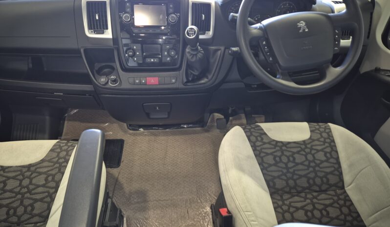 AUTOCRUISE ALTO 3 BERTH MOTORHOME PEUGEOT BOXER 2.2 FIXED REAR BED full