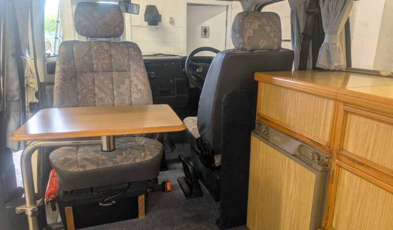 AUTOSLEEPER TRIDENT VW T4 2.0 PETROL HIGH TOP CAMPERVAN *EXCEPTIONAL FOR YEAR!!* full