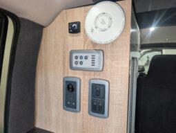 WELLHOUSE LEISURE POP-TOP CAMPERVAN NISSAN SERENA PETROL AUTO full