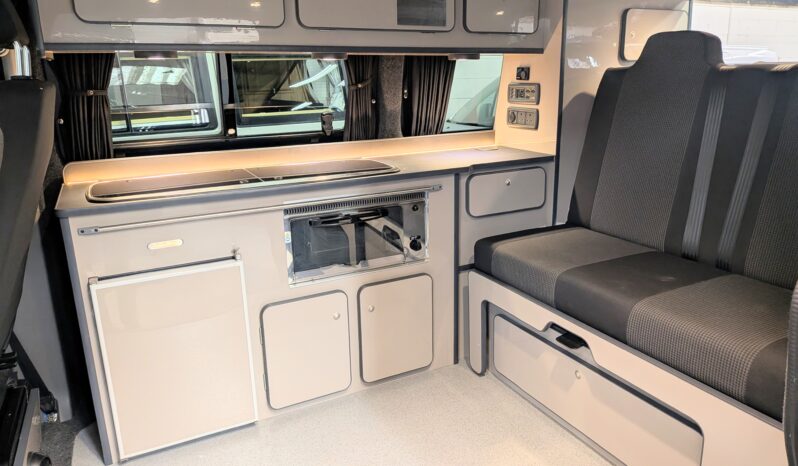 VW T6 T28 CAMPER KING POP-TOP CAMPERVAN SUPER LOW MILEAGE, ABSOLUTELY STUNNING full