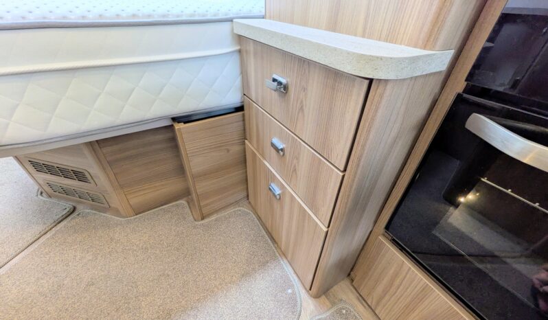 BESSACARR 494 FIXED REAR ISLAND BED 4 BERTH MOTORHOME FIAT DUCATO 2.3 150BHP full